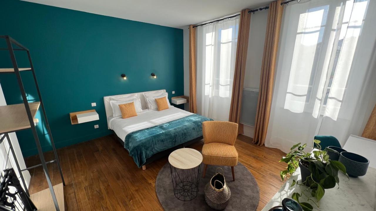 Jardin Bleu - Chambres D'Hotes 생지롱 외부 사진